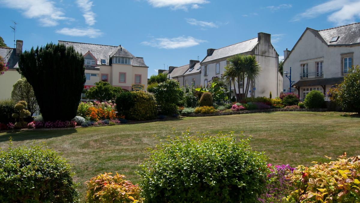 PoullansurMer Office de tourisme de Douarnenez