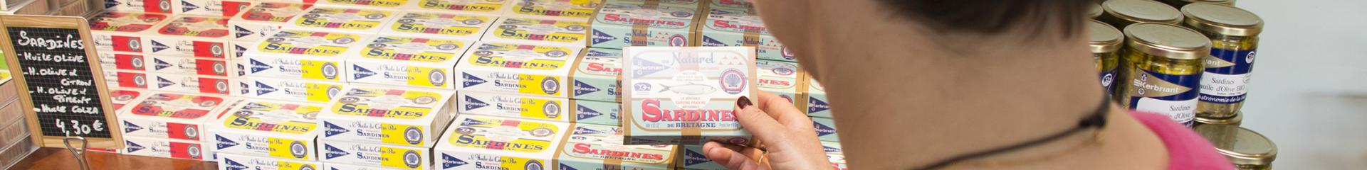 Les boîtes de sardines de la conserverie Kerbriant