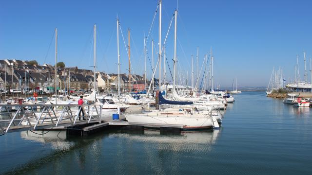 Port De Plaisance Tréboul pour espace pro OT de Douarnenez
