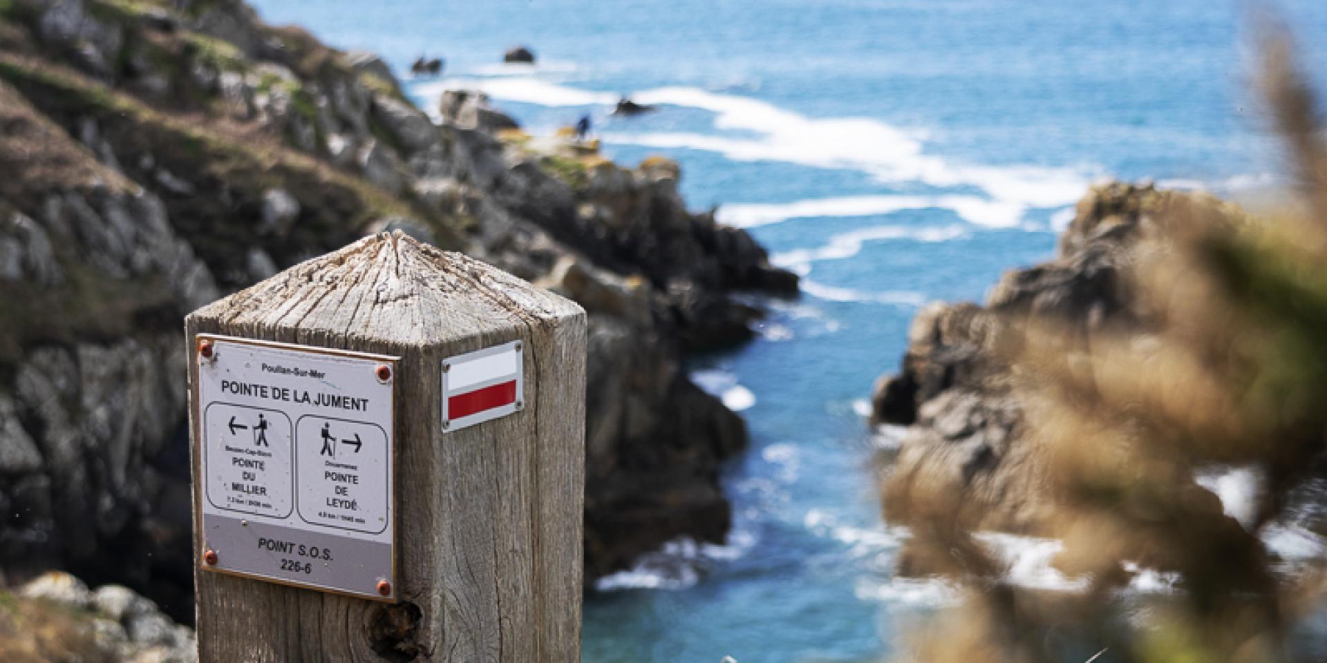 Elise Fournier Pte De La Jument Et La Cote Bd 12