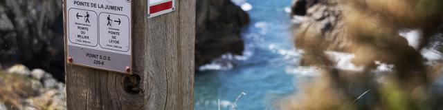 Elise Fournier Pte De La Jument Et La Cote Bd 12