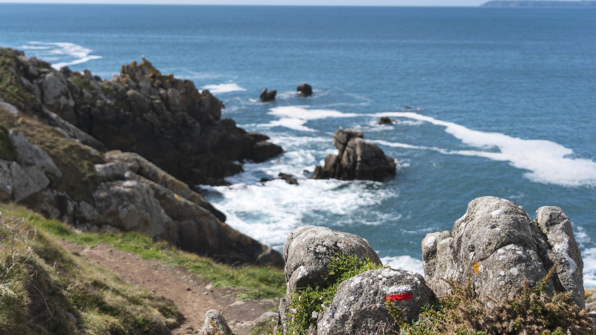 la-pointe-de-la-jument-office-de-tourisme-de-douarnenez