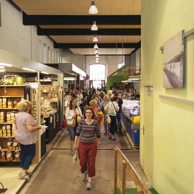 Elise Fournier Le Marche Des Halles Bd 6